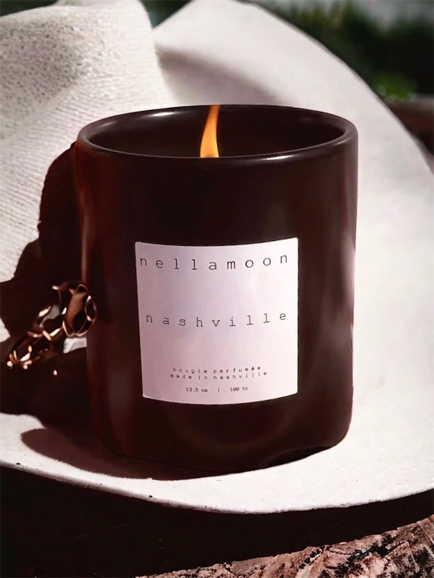 nashville boyfriend candle leather, tobacco, cedarwood, vanilla, patc